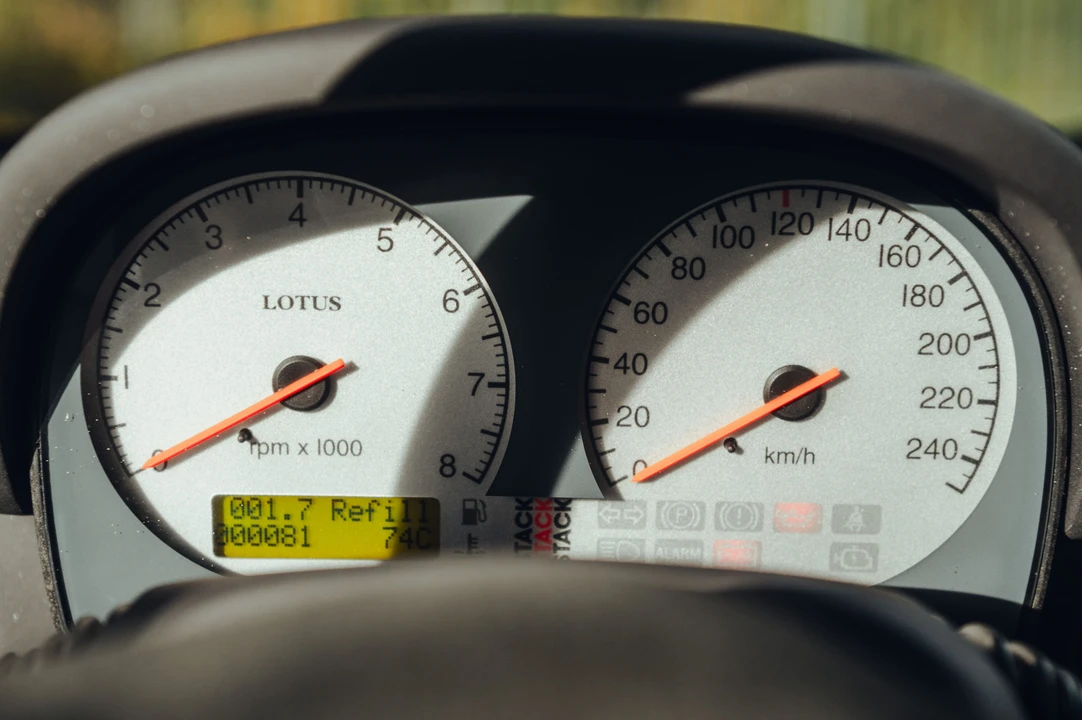 2001 Lotus Exige Series 1 - Image 11 of 30