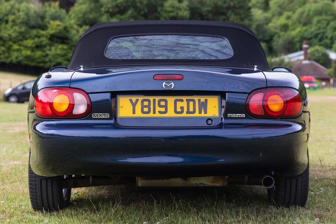 2001 Mazda NB MX-5 Miata - Image 15 of 31