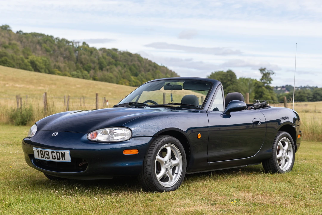 2001 Mazda NB MX-5 Miata - Image 10 of 31
