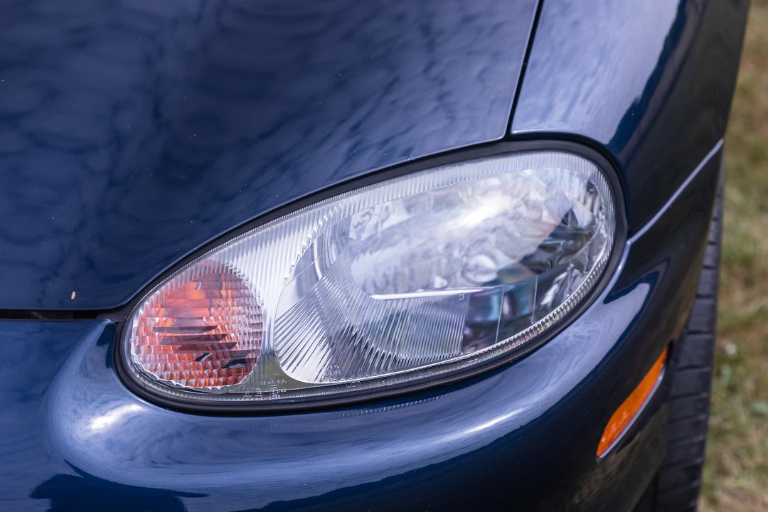2001 Mazda NB MX-5 Miata - Image 26 of 31
