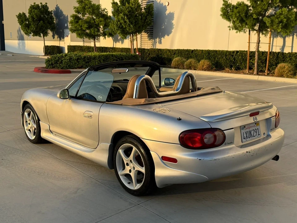 2001 Mazda NB MX-5 Miata - Image 4 of 30