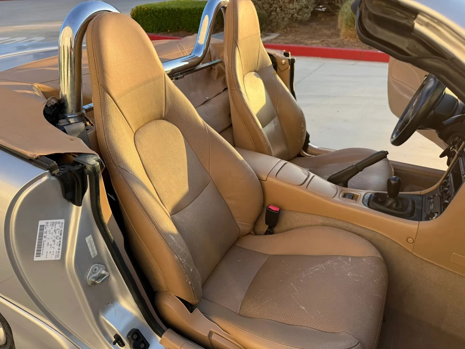 2001 Mazda NB MX-5 Miata - Image 27 of 30
