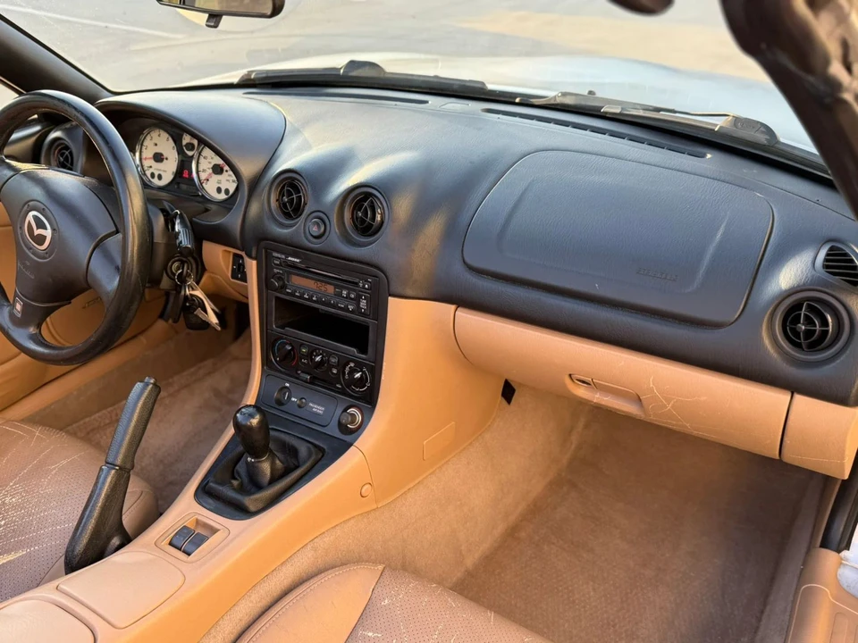 2001 Mazda NB MX-5 Miata - Image 13 of 30