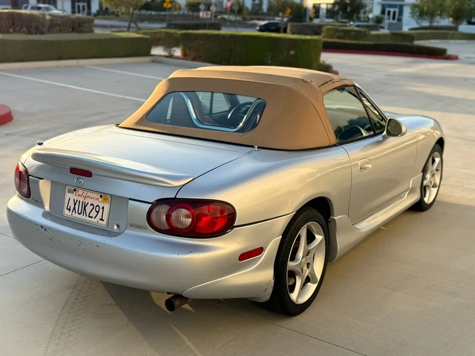 2001 Mazda NB MX-5 Miata - Image 24 of 30