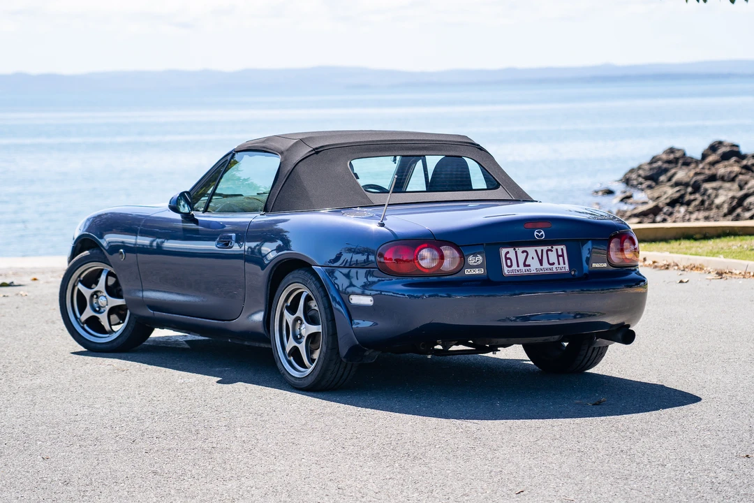 2001 Mazda NB MX-5 Miata - Image 6 of 31