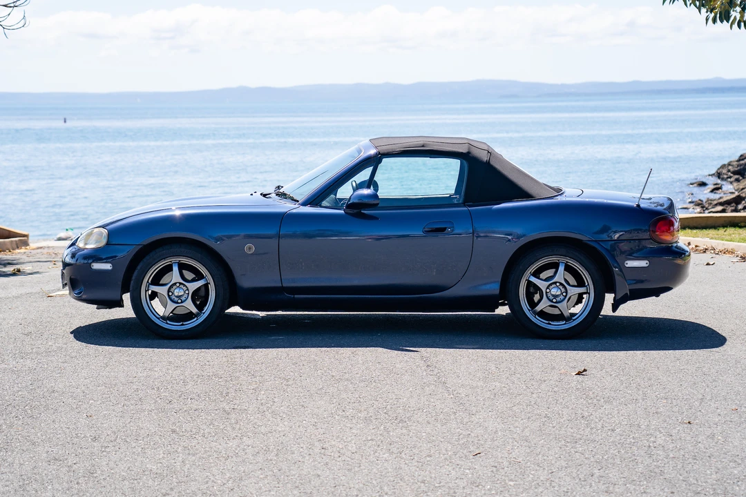 2001 Mazda NB MX-5 Miata - Image 5 of 31