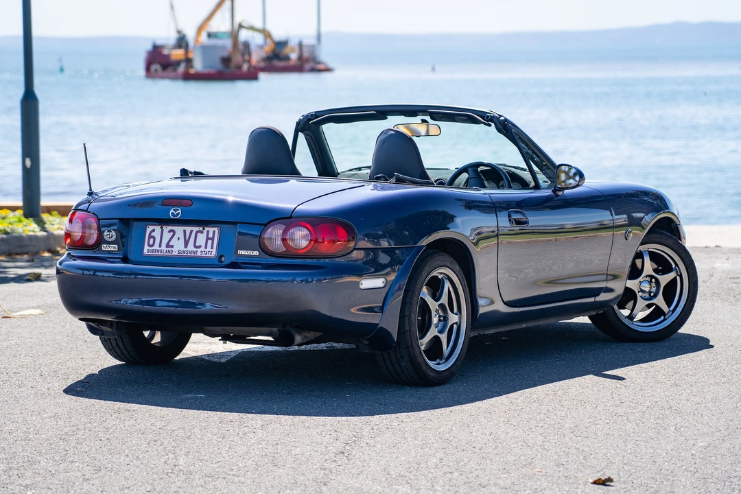 2001 Mazda NB MX-5 Miata - Image 8 of 31