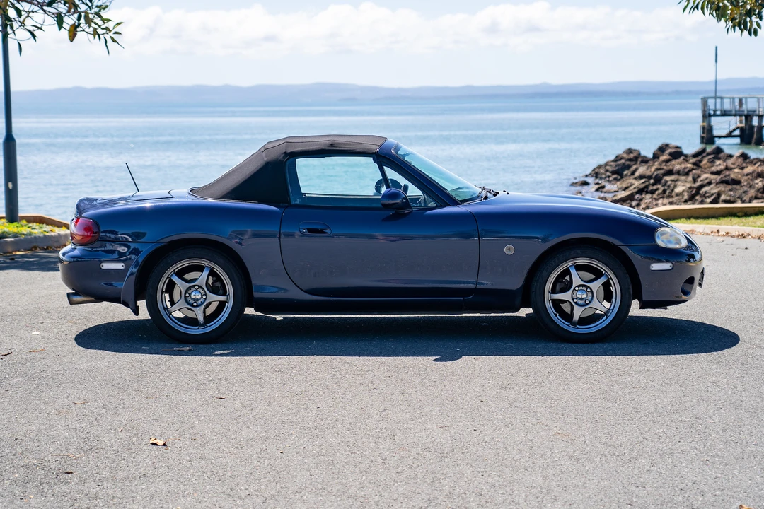 2001 Mazda NB MX-5 Miata - Image 9 of 31