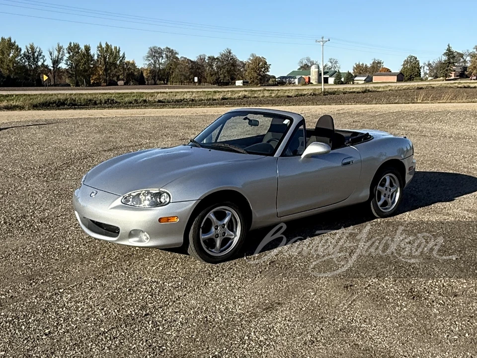 2001 Mazda NB MX-5 Miata - Image 7 of 20