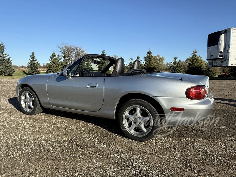 2001 Mazda NB MX-5 Miata - Image 10 of 20