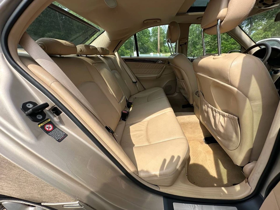 2001 Mercedes-Benz W203 C-Class - Image 17 of 24