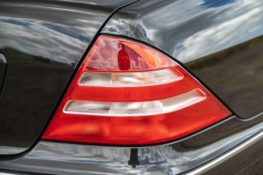 2001 Mercedes-Benz W220 S-Class - Image 30 of 31