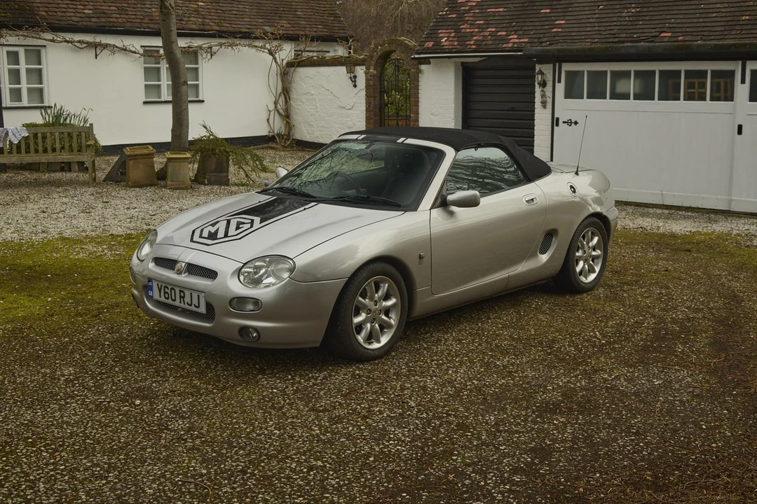 2001 MG F - Image 4 of 30