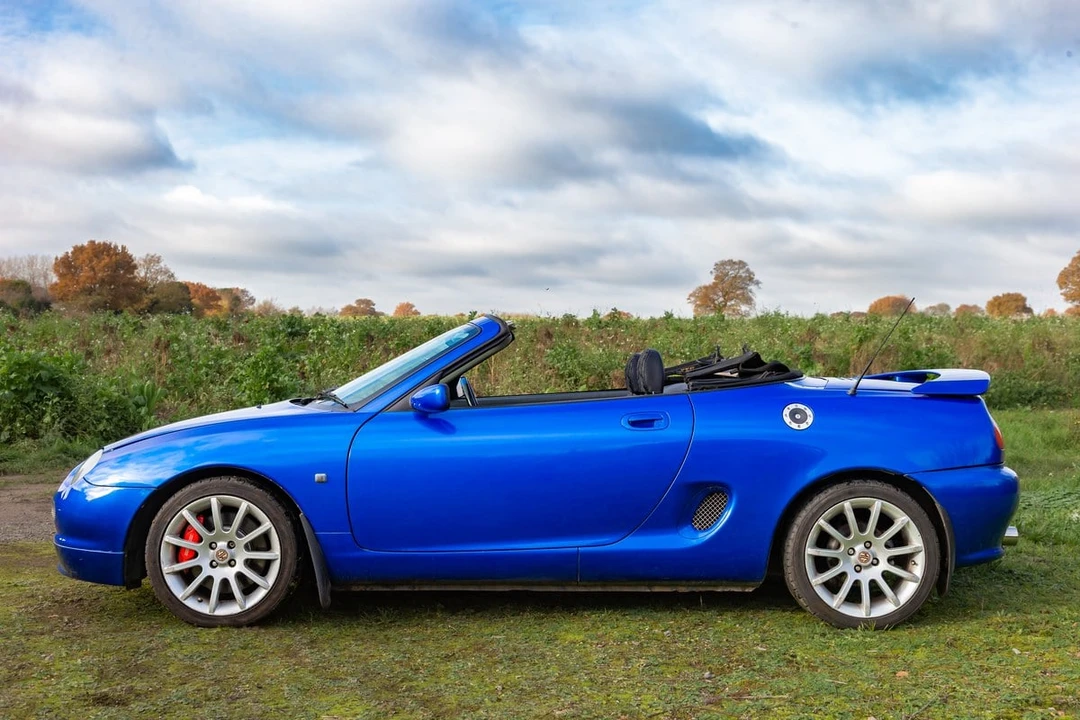 2001 MG F - Image 5 of 30