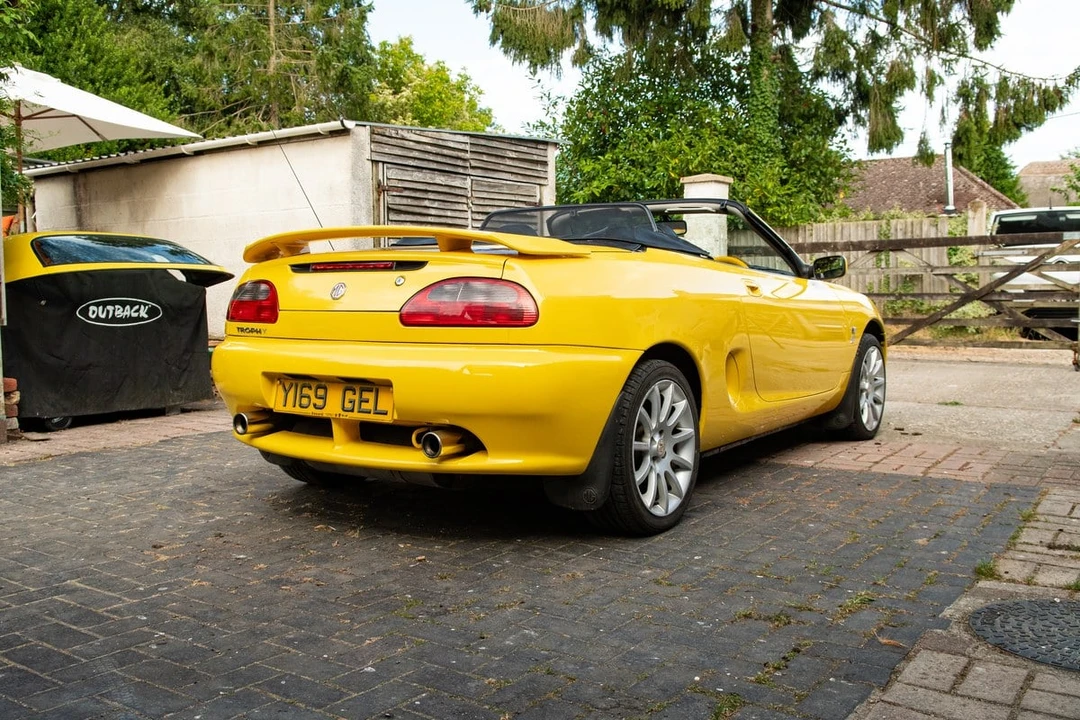 2001 MG F - Image 3 of 30