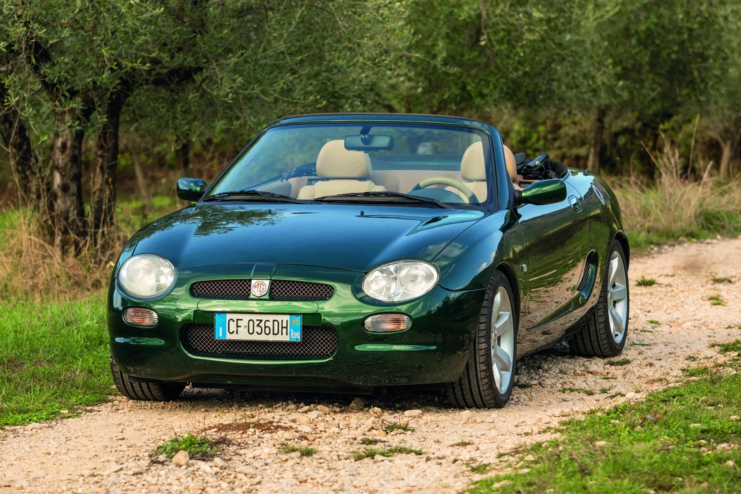 2001 MG TF - Image 2 of 2