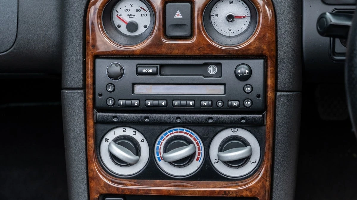 2001 MG F - Image 29 of 30