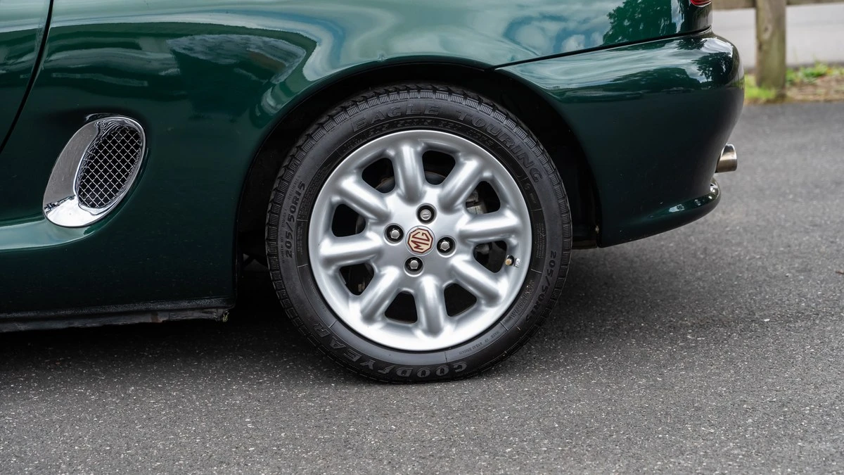 2001 MG F - Image 14 of 30