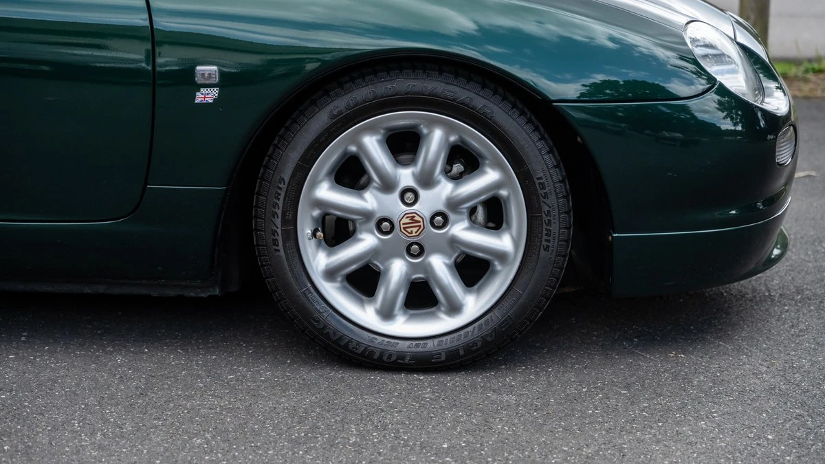 2001 MG F - Image 13 of 30