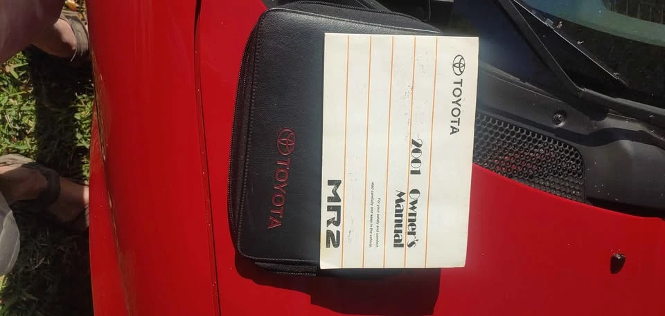 2001 Toyota MR2 Spyder/MR-S - Image 6 of 10