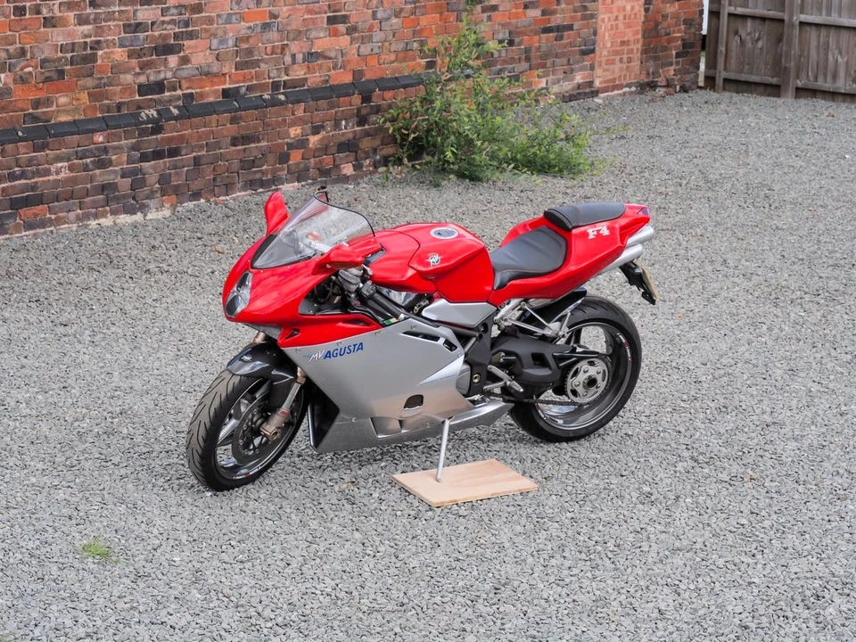 2001 MV Agusta - Image 22 of 30