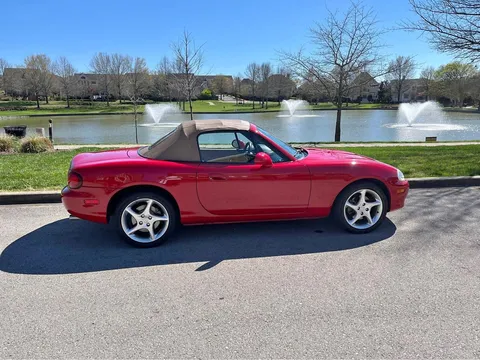 2001 Mazda MX-5 Miata LS