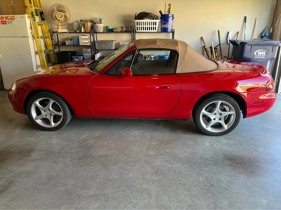 2001 Mazda NB MX-5 Miata - Image 3 of 3