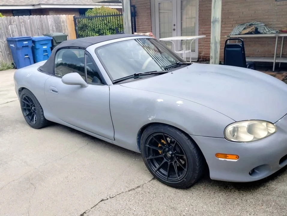 2001 Mazda NB MX-5 Miata - Image 2 of 7