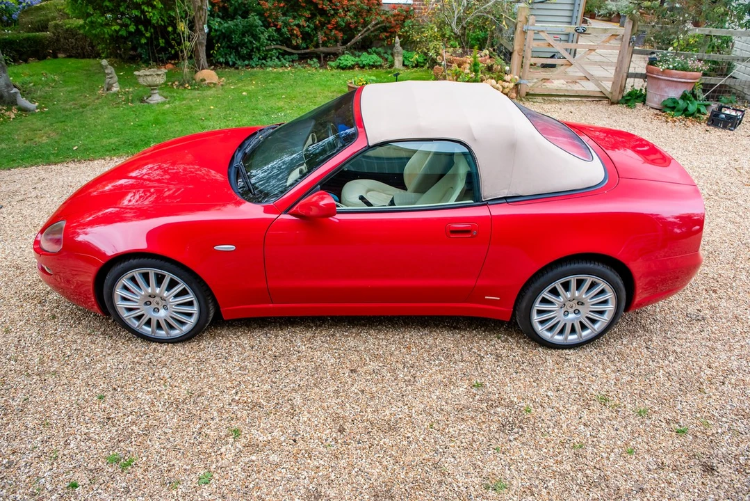 2002 Maserati Spyder - Image 15 of 30