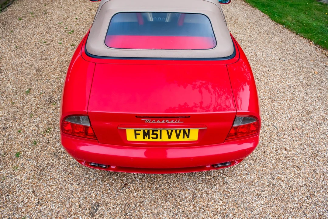 2002 Maserati Spyder - Image 26 of 30