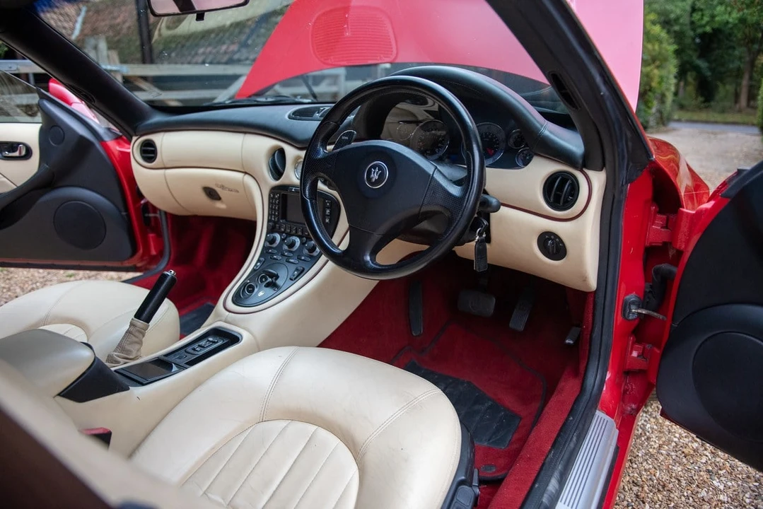 2002 Maserati Spyder - Image 5 of 30