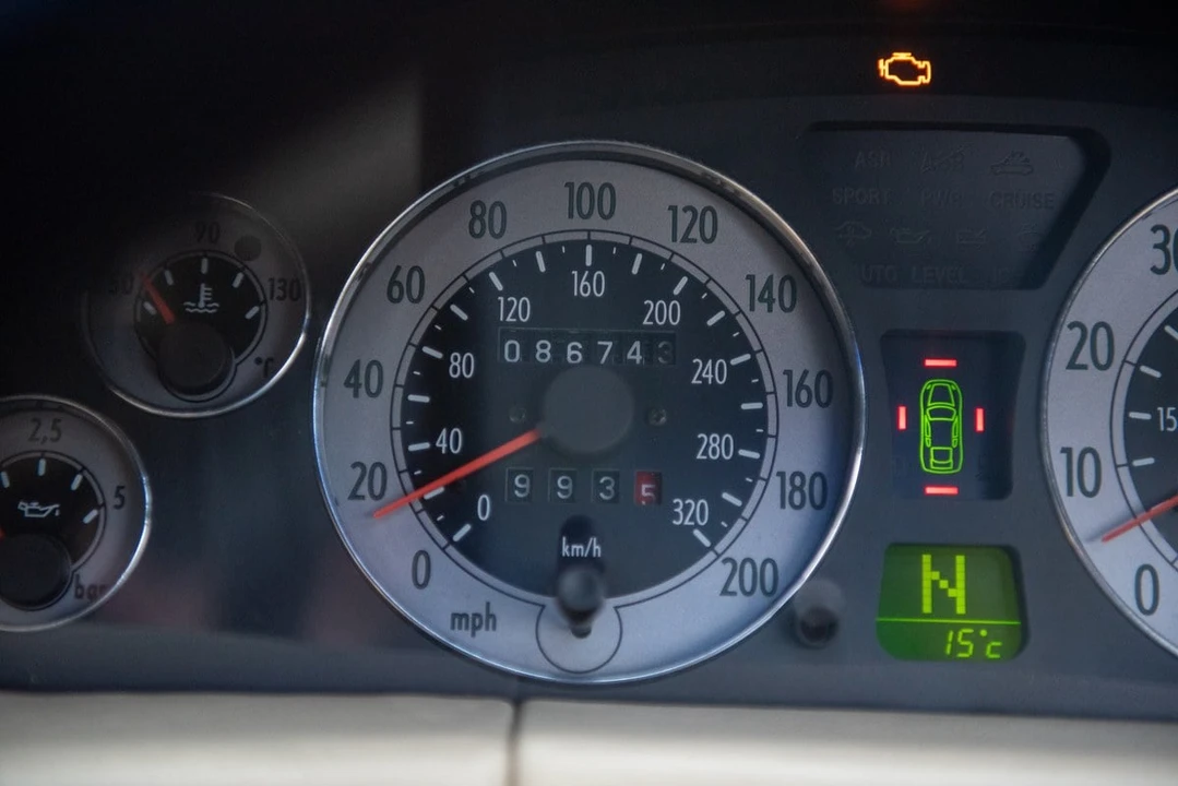 2002 Maserati Spyder - Image 6 of 30