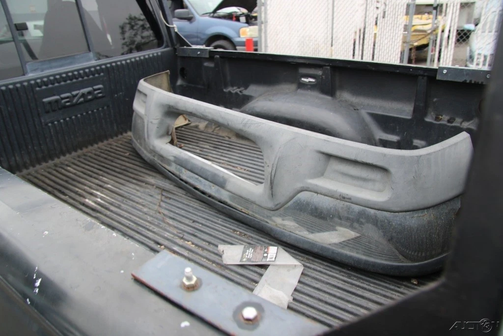 2001 Mazda B Series 5th Gen - Image 19 of 21