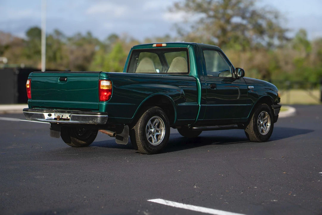 2001 Mazda B Series 5th Gen - Image 10 of 31
