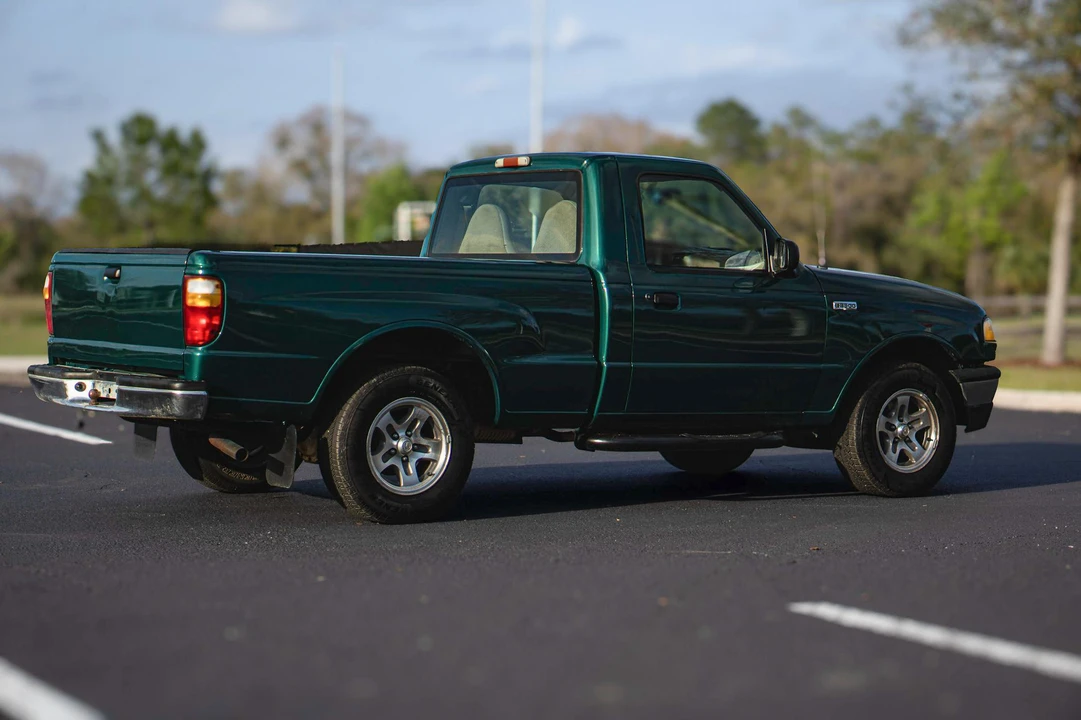 2001 Mazda B Series 5th Gen - Image 11 of 31
