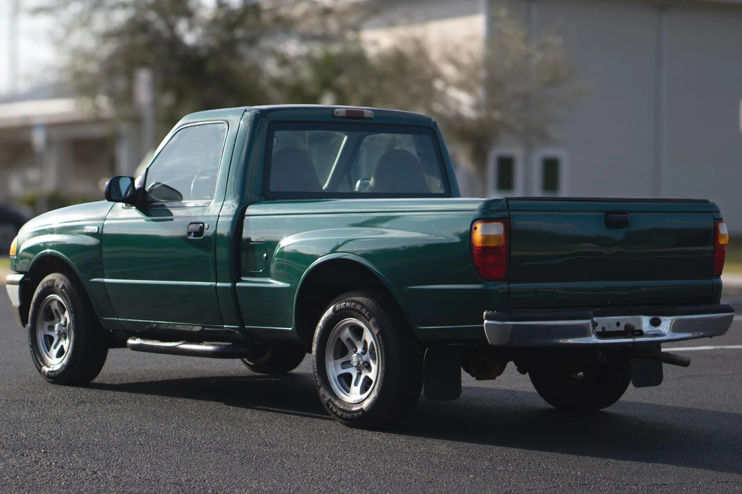 2001 Mazda B Series 5th Gen - Image 4 of 31