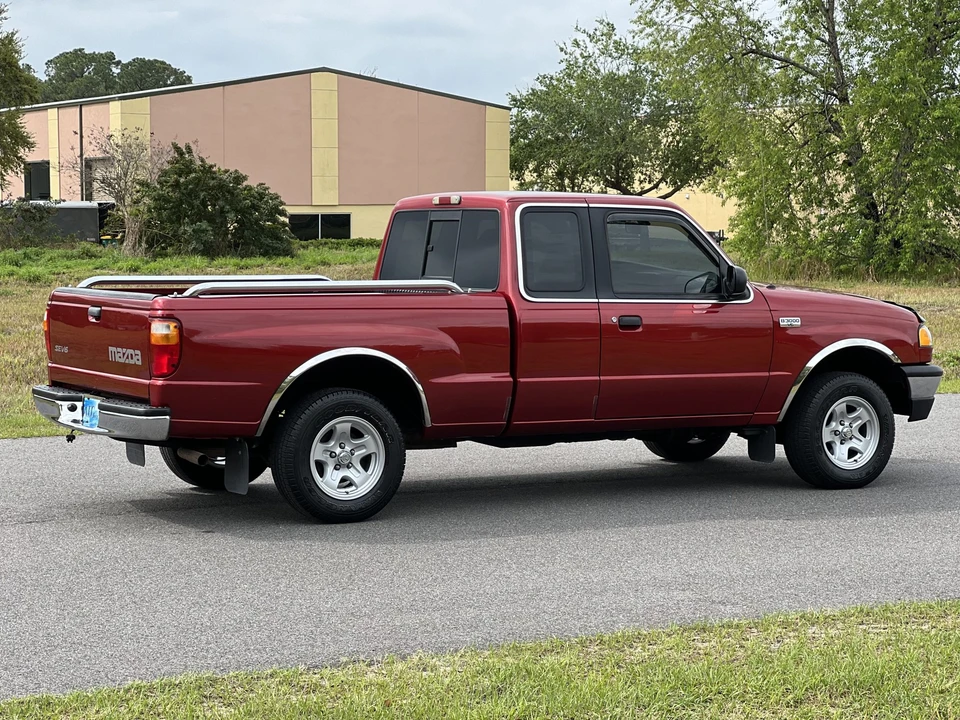 2001 Mazda B Series 5th Gen - Image 23 of 31