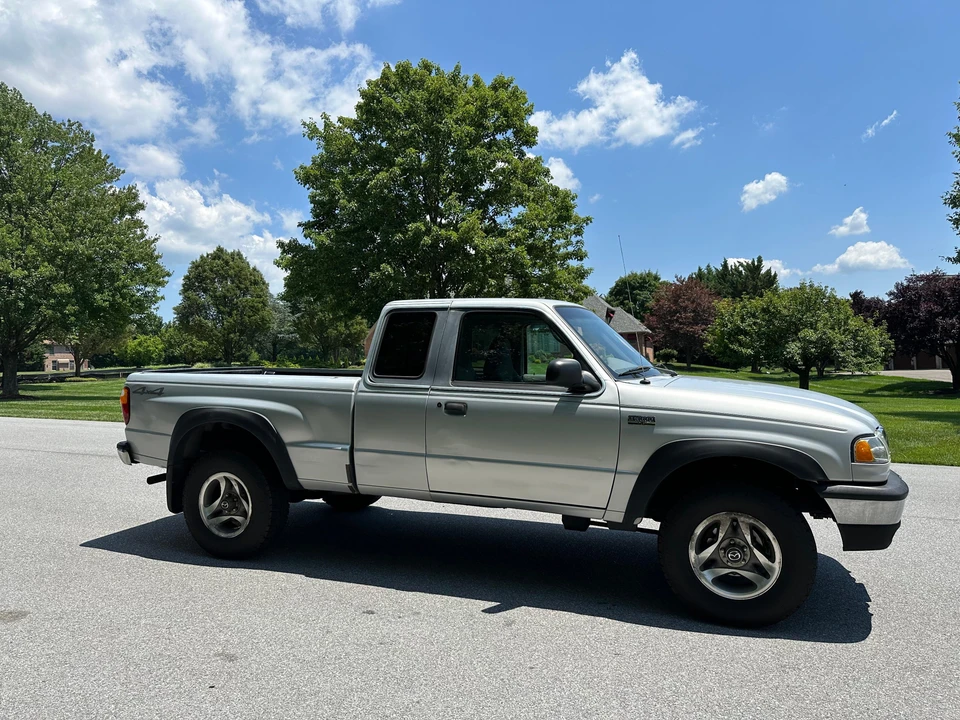 2001 Mazda B Series 5th Gen - Image 19 of 31