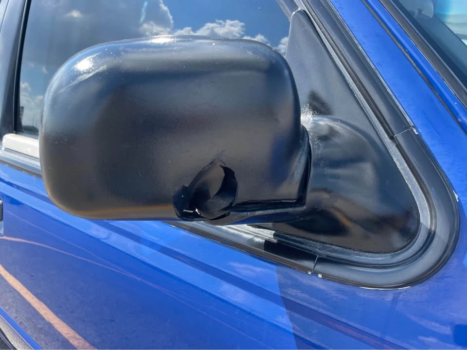 2001 Mazda B Series 5th Gen - Image 4 of 16