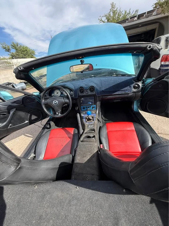 2001 Mazda NB MX-5 Miata - Image 6 of 8