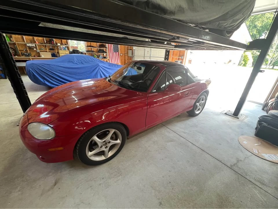 2001 Mazda NB MX-5 Miata - Image 3 of 18