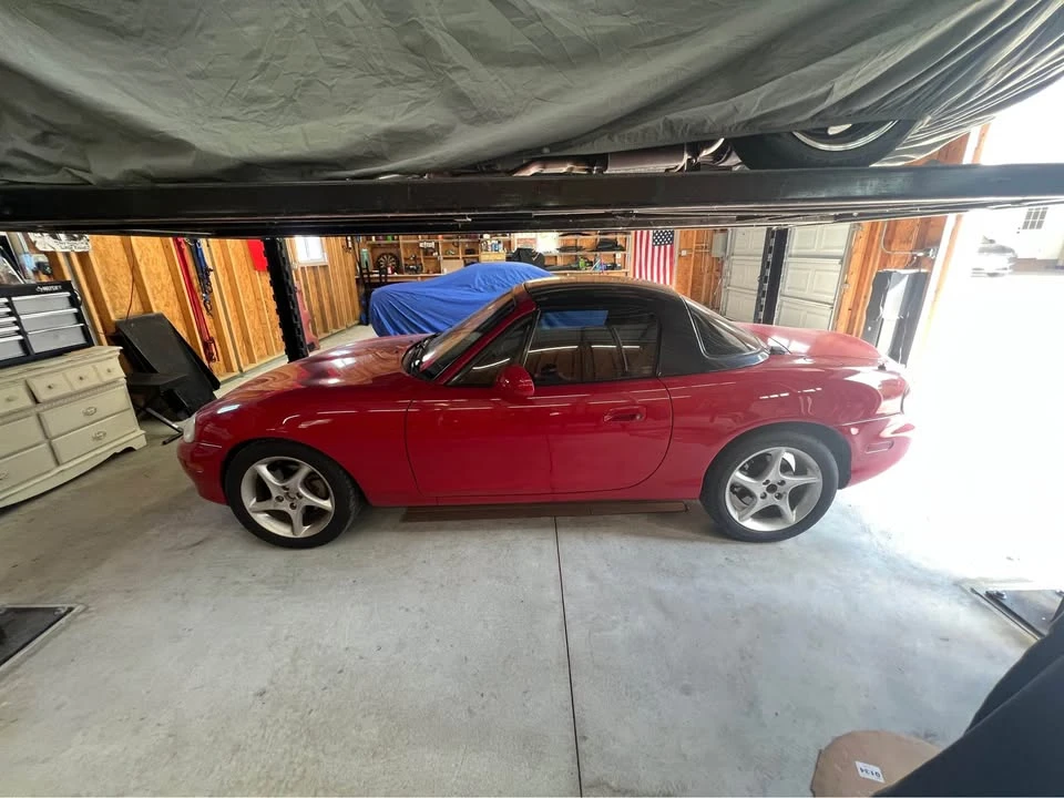 2001 Mazda NB MX-5 Miata - Image 4 of 18