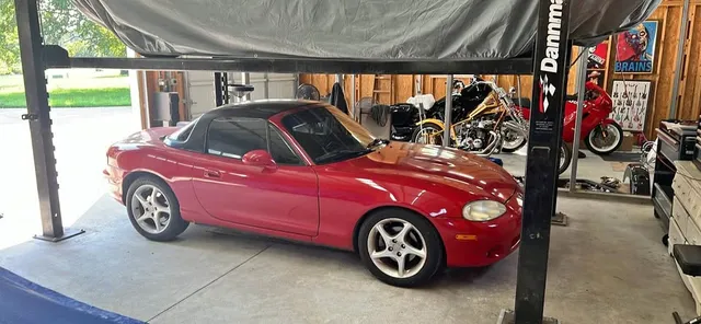 2001 Mazda MX-5 Miata RF Base