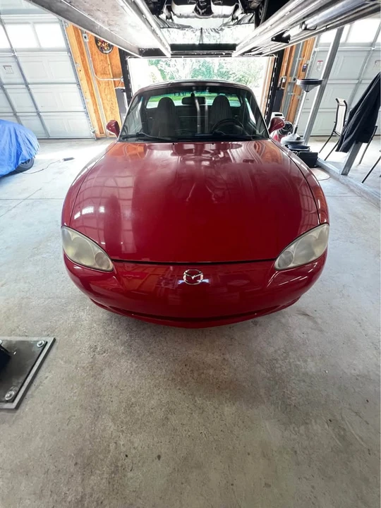 2001 Mazda NB MX-5 Miata - Image 2 of 18