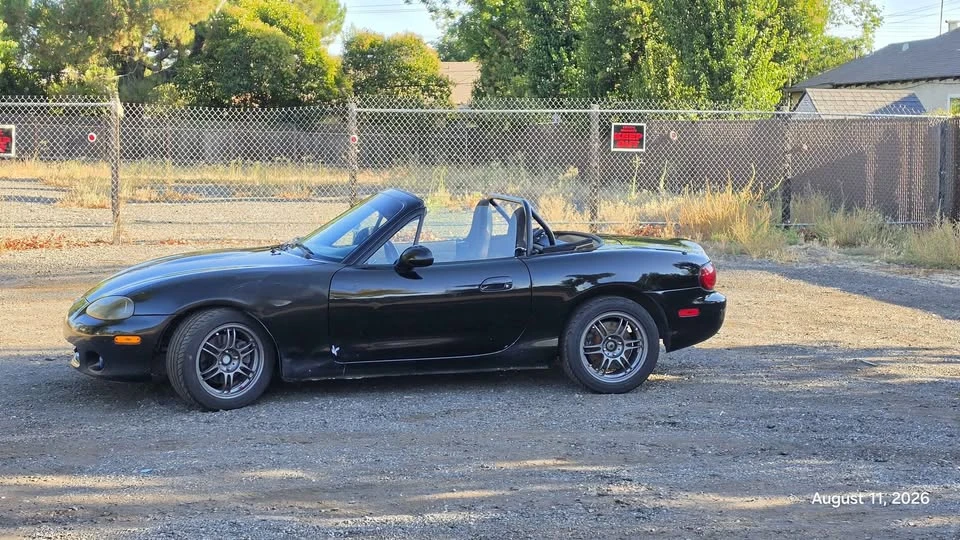 2001 Mazda NB MX-5 Miata - Image 6 of 14