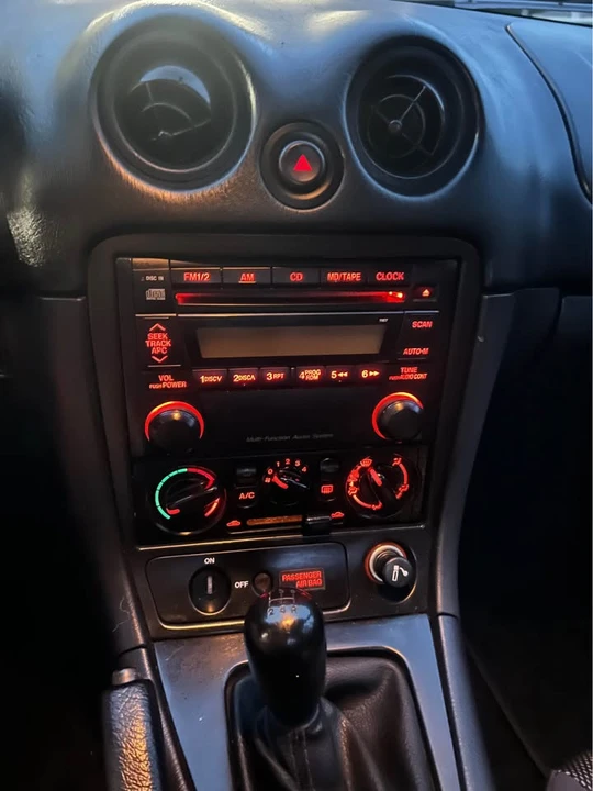 2001 Mazda NB MX-5 Miata - Image 17 of 20