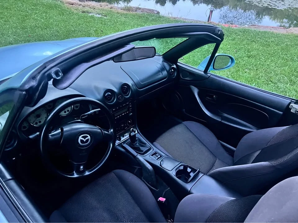 2001 Mazda NB MX-5 Miata - Image 15 of 20