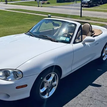 2001 Mazda MX-5 Miata LS