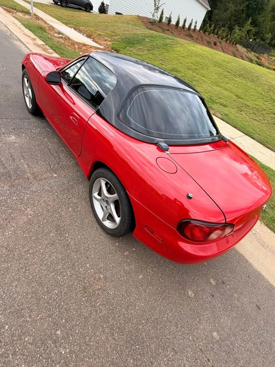 2001 Mazda NB MX-5 Miata - Image 3 of 15