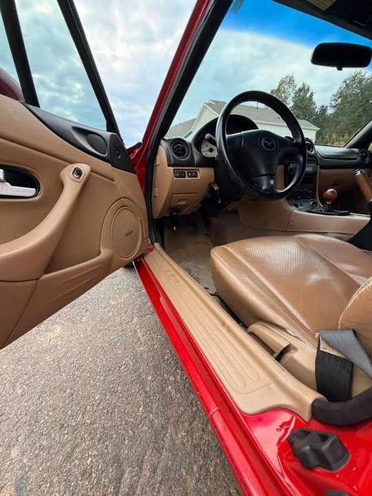 2001 Mazda NB MX-5 Miata - Image 4 of 15